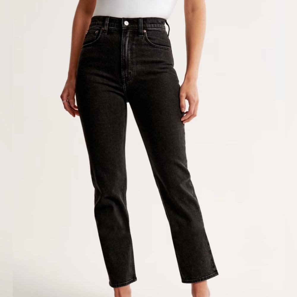 Abercrombie & Fitch Ultra High-Rise Ankle Straight Jeans Black 27/4S Curve Love